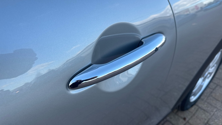 MINI Hatchback 1.5 Cooper Classic 3dr Auto Petrol Hatchback